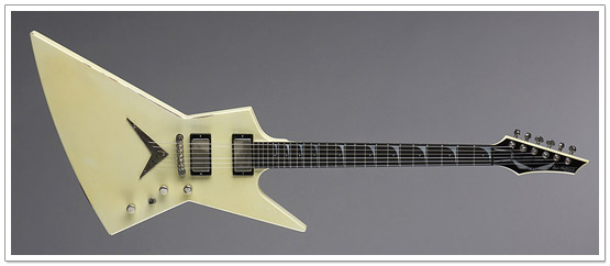dean zero-dave mustaine signature.jpg